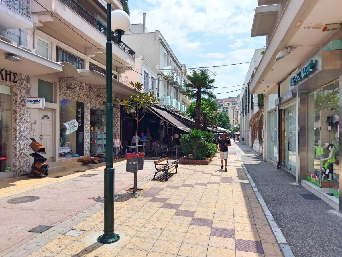 Central Oasis Apartment Kavala Bagian luar foto