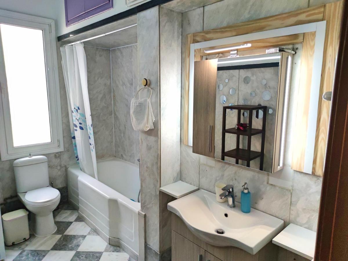 Central Oasis Apartment Kavala Bagian luar foto